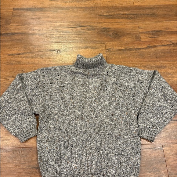 100% Wool VINTAGE Charcoal Turtleneck Sweater Unisex - Picture 7 of 10